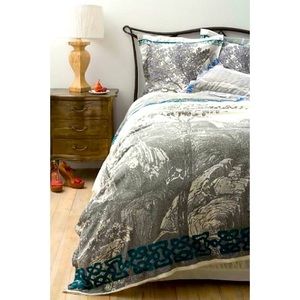ANTHR0POLOGIE Atley Queen Duvet Comforter with 2 Euro Shams